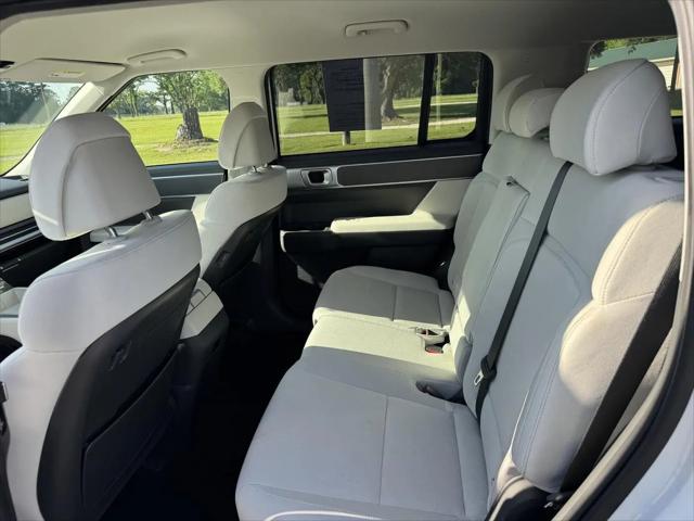 2024 Hyundai Santa Fe SE