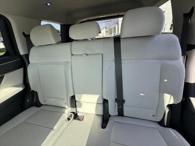 2024 Hyundai Santa Fe SE