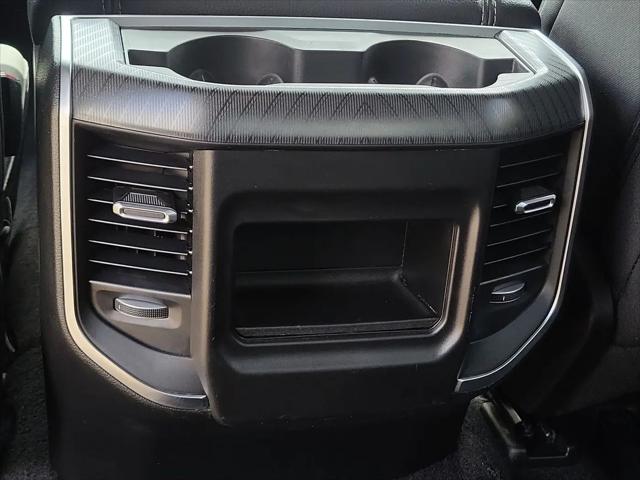 2025 Ram 1500 Big Horn Crew Cab 4x4 5'7" Box