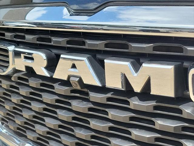 2025 Ram 1500 Big Horn Crew Cab 4x4 5'7" Box