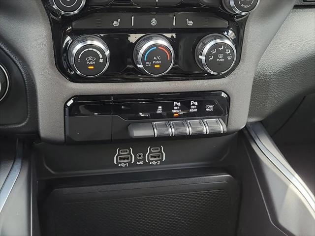 2025 Ram 1500 Big Horn Crew Cab 4x4 5'7" Box