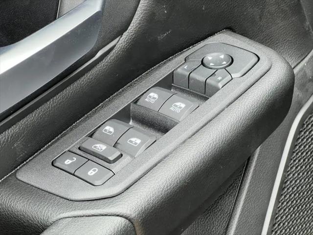 2026 Ram 1500 Express Crew Cab 4x4 57 Box