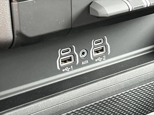 2026 Ram 1500 Express Crew Cab 4x4 57 Box