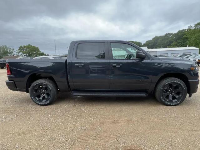 2026 Ram 1500 Express Crew Cab 4x4 57 Box