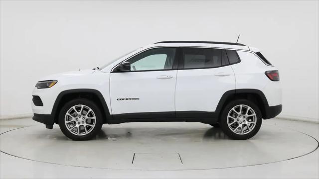 2024 Jeep Compass Latitude Lux FWD