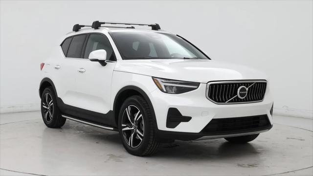 2024 Volvo XC40 B5 Core Dark Theme for sale in Algonquin, IL