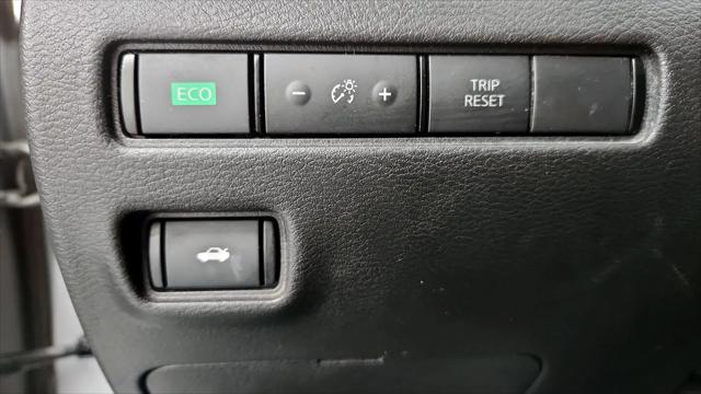 2022 Nissan Sentra SV Xtronic CVT