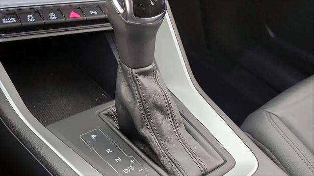 2020 Audi Q3 Premium 45 TFSI S line quattro Tiptronic