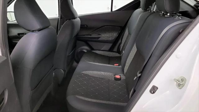 2019 Nissan Kicks S