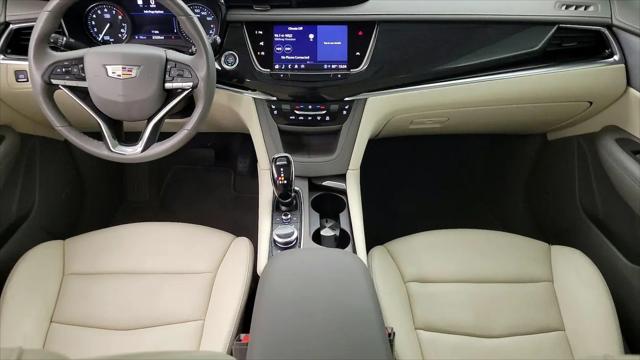 2023 Cadillac XT6 FWD Premium Luxury