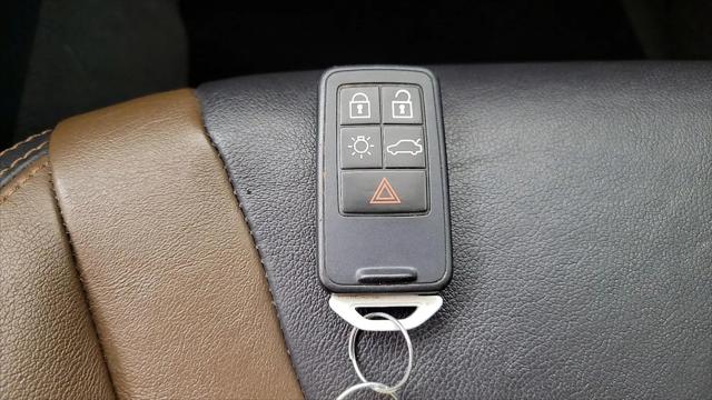 2016 Volvo XC60 T6 Drive-E