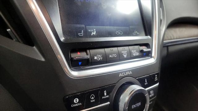 2017 Acura MDX w/Advance Package