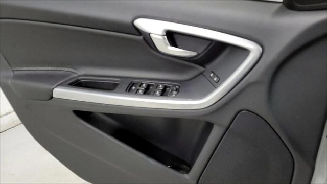 2015 Volvo V60 T5