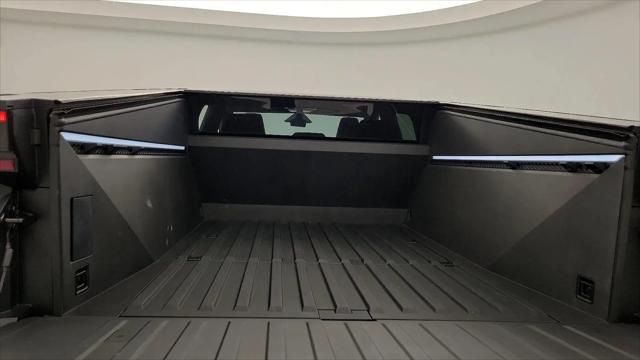 2024 Tesla Cybertruck Cyberbeast