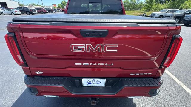2022 GMC Sierra 1500 4WD Crew Cab Short Box Denali