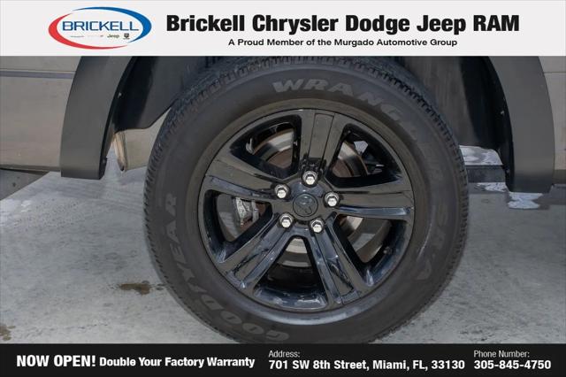 2024 Ram 1500 Classic Warlock Crew Cab 4x4 5'7" Box