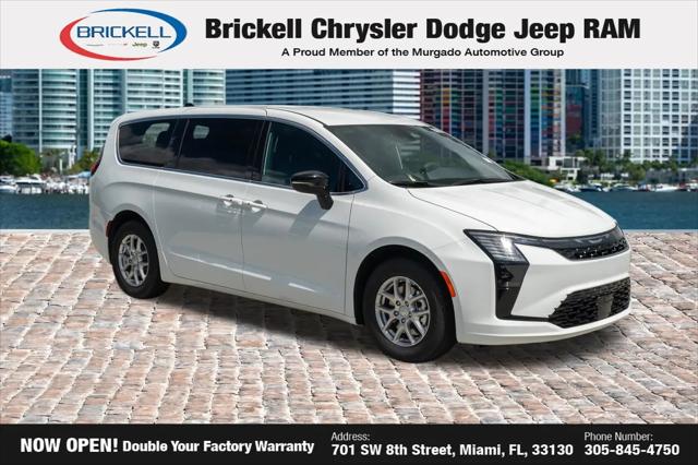 2027 Chrysler Pacifica Select