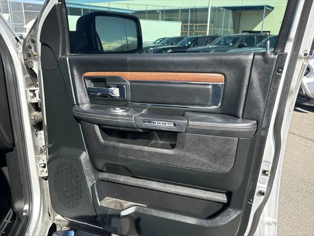 2018 Ram 1500 Laramie Crew Cab 4x4 5'7" Box