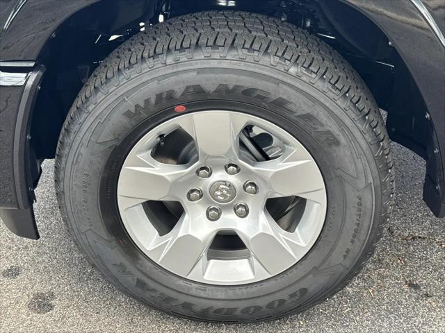 2026 Ram 1500 Big Horn Crew Cab 4x2 57 Box