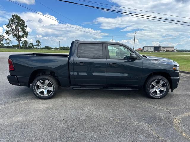 2026 Ram 1500 Express Crew Cab 4x2 57 Box