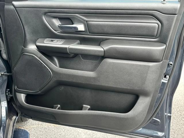2026 Ram 1500 Express Crew Cab 4x2 57 Box
