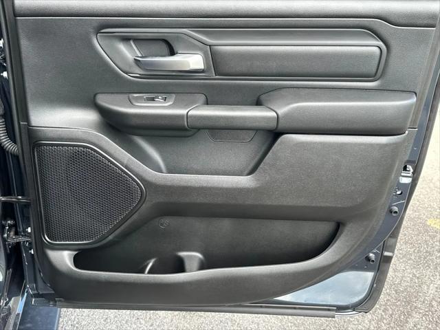 2026 Ram 1500 Express Crew Cab 4x2 57 Box