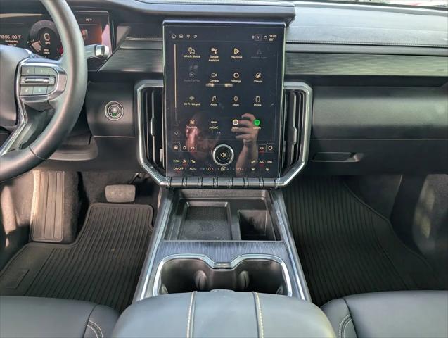2024 GMC Acadia FWD Elevation