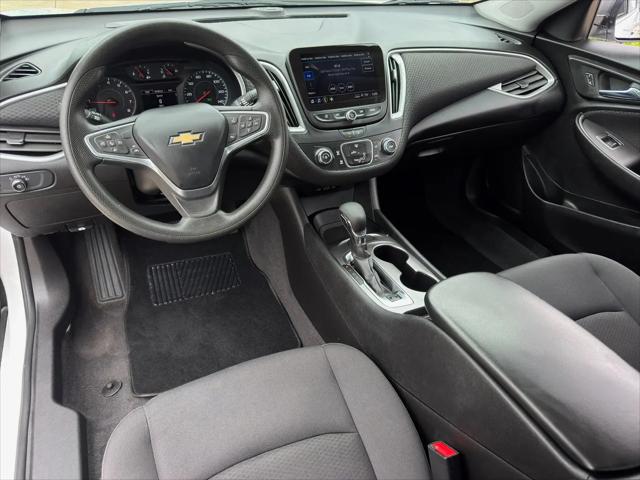 2023 Chevrolet Malibu FWD 1FL