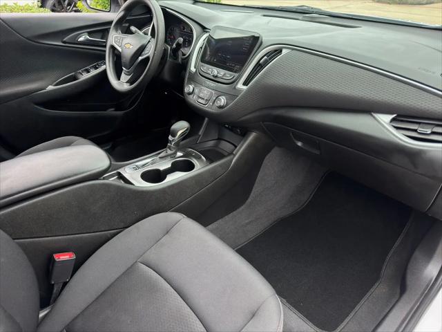 2023 Chevrolet Malibu FWD 1FL