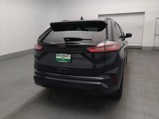 2022 Ford Edge SE