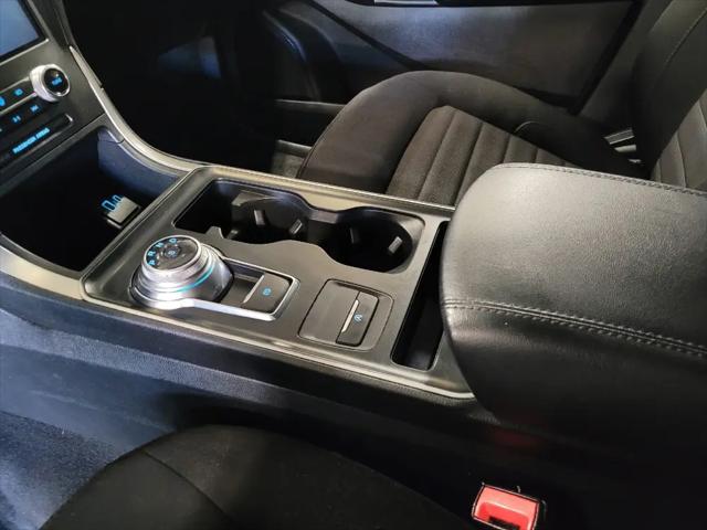 2022 Ford Edge SE