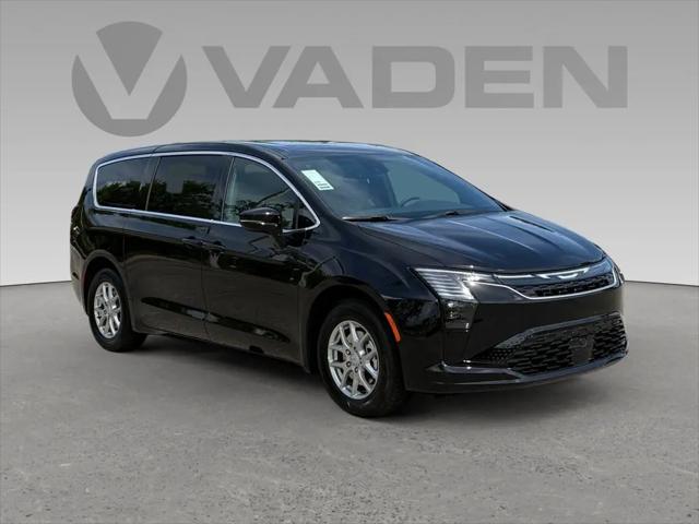 2027 Chrysler Pacifica Select for sale in Savannah, GA