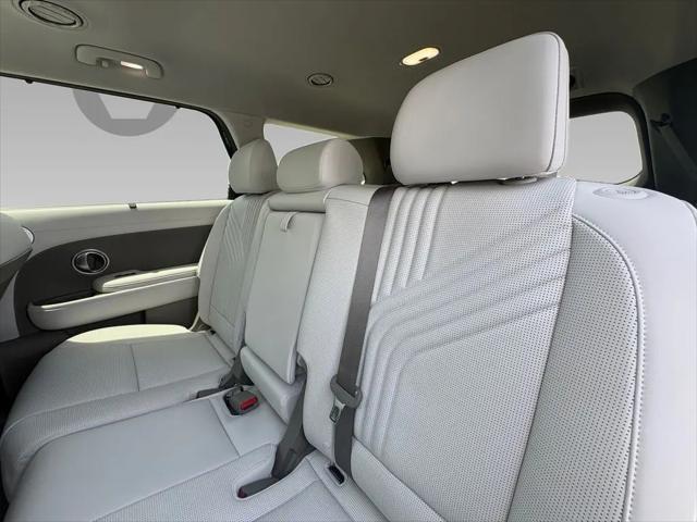 2026 Hyundai Palisade Hybrid SEL Premium 8P