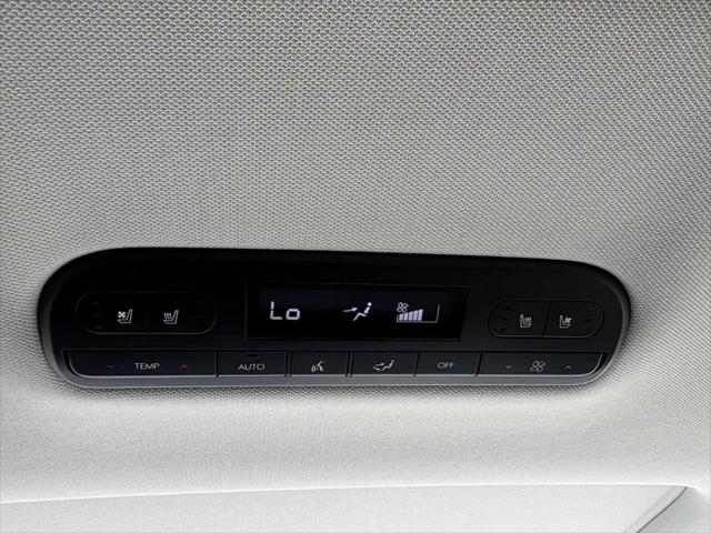 2026 Hyundai Palisade Hybrid SEL Premium 8P