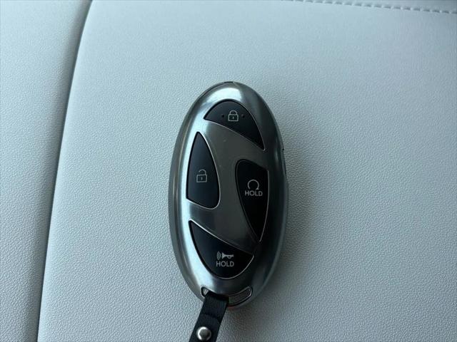 2026 Hyundai Palisade Hybrid SEL Premium 8P