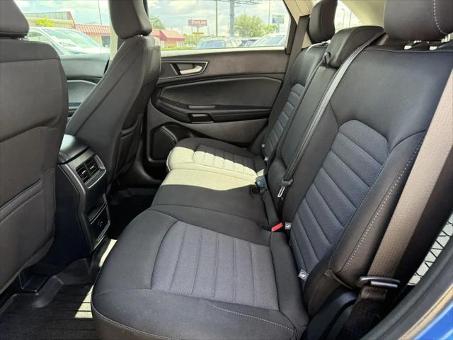 2022 Ford Edge SE