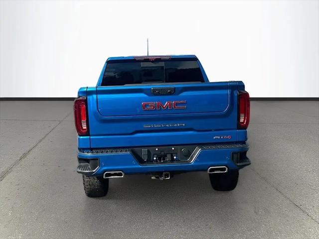 2023 GMC Sierra 1500 4WD Crew Cab Short Box AT4