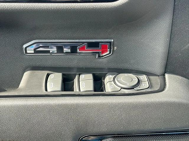 2023 GMC Sierra 1500 4WD Crew Cab Short Box AT4