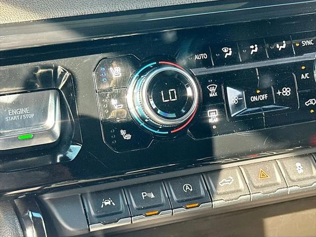 2023 GMC Sierra 1500 4WD Crew Cab Short Box AT4