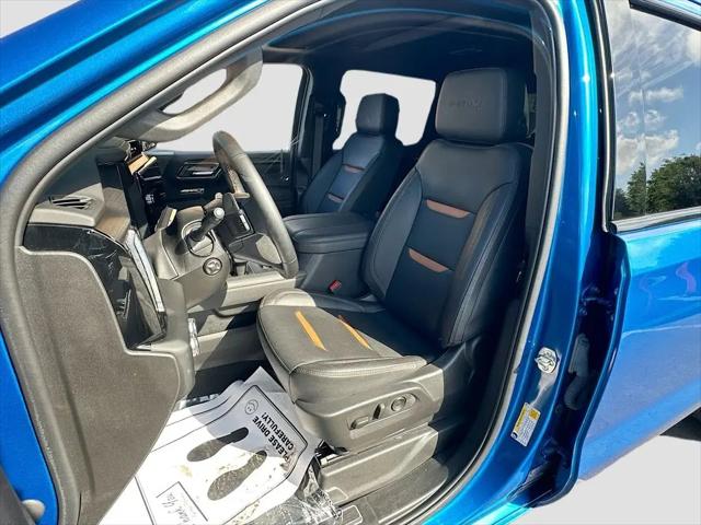2023 GMC Sierra 1500 4WD Crew Cab Short Box AT4