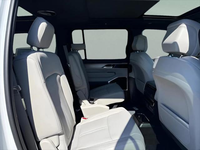 2026 Jeep Grand Wagoneer Limited Altitude 4x4