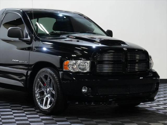 2005 Dodge Ram 1500 SRT-10