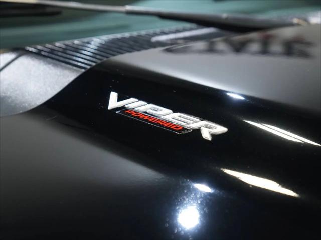 2005 Dodge Ram 1500 SRT-10