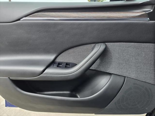 2023 Tesla Model S Standard Range
