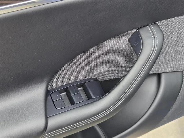 2023 Tesla Model S Standard Range
