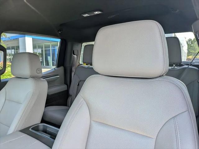 2023 GMC Sierra 1500 4WD Crew Cab Short Box SLT
