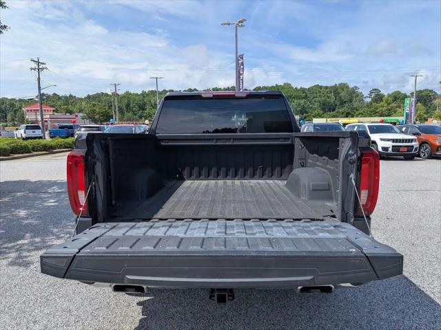 2023 GMC Sierra 1500 4WD Crew Cab Short Box SLT
