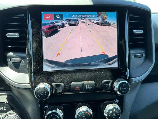 2026 Ram 1500 Warlock Crew Cab 4x4 5'7" Box