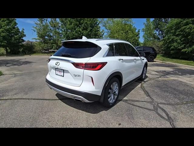 2022 INFINITI QX50 LUXE AWD