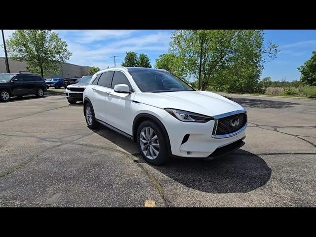 2022 INFINITI QX50 LUXE AWD